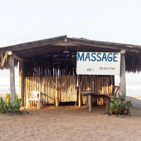 Hotel Tres Santos Troncones Exterior photo